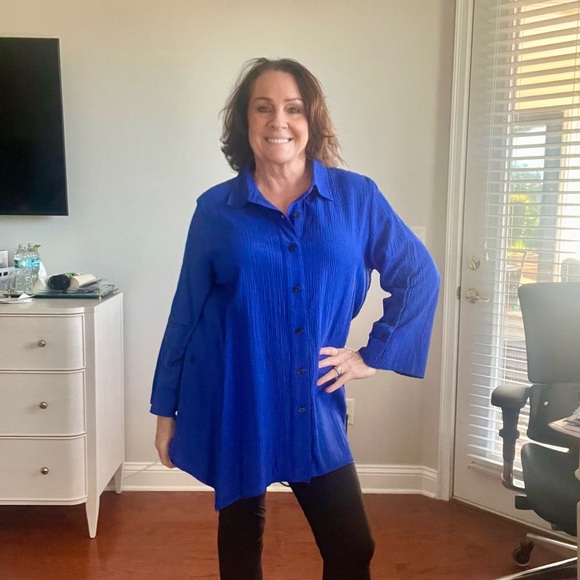 Royal Blue Button-Up Blouse - Picture 2 of 5